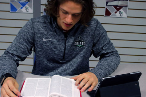 Students send texts for virtual Bible study