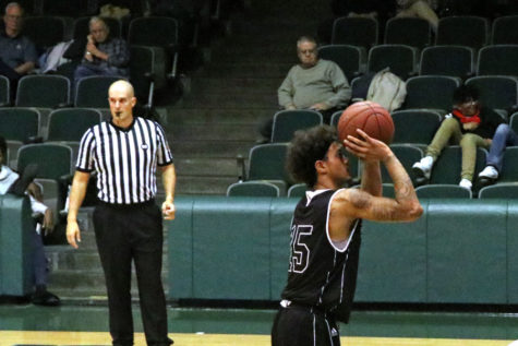 Men’s Basketball ends in Quarterfinals