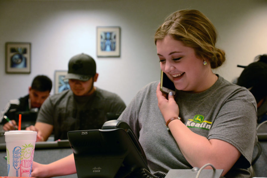 Gabby Rawlins, a sophomore from Hugoton, KS spent time calling family, friends, and SCCC alumni during the phonathon. Rawlins is planning on majoring in Education. 