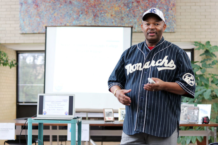 Phil S. Dixon, Negro League author and baseball historian, came to the SCCC library to share the history of the negro baseball league. 
