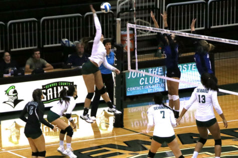 Lady Saints defeat Barton Community College quickly