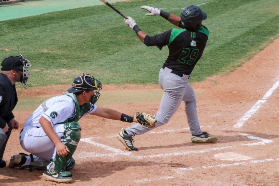 The Seward Saints played against Claredon Community College on April 2. The saints dropped down to 16-17 overall with this loss, losing 11-3. 