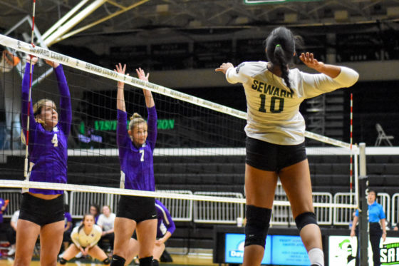 Volleyball beats Butler, remain undefeated in conference