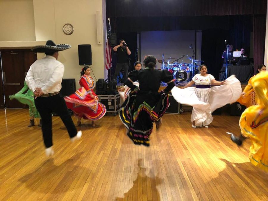 The lunch time entertainment was put on by a sorority on campus and a live band. The dancers were Jarabe dancers, which is the national dance of Mexico. 