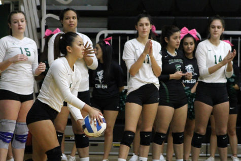 Volleyball goes 6-0 during fall break