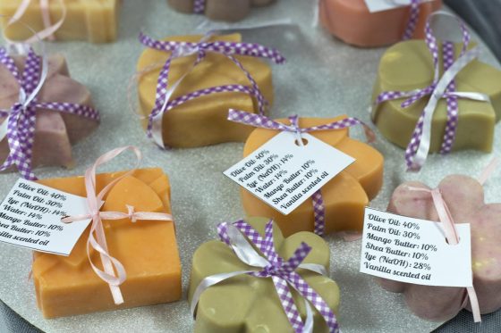 Chemistry students sell soaps to faculty, community members