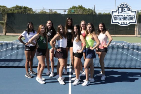 Women’s tennis finishes 5th in nation