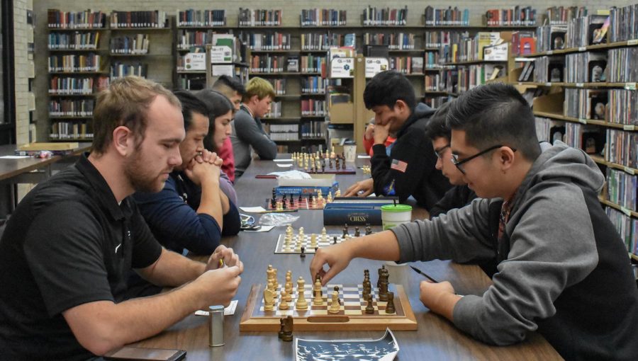 The first-ever chess tournament was hosted by the library staff this Thursday. The tournament had 11 official participants and took around three hours. This was a student-requested event, and the library has high hopes of furthering these types of suggested events. 