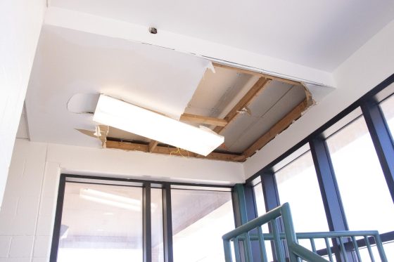 Burst pipe causes flooding in dorms, student evacuation