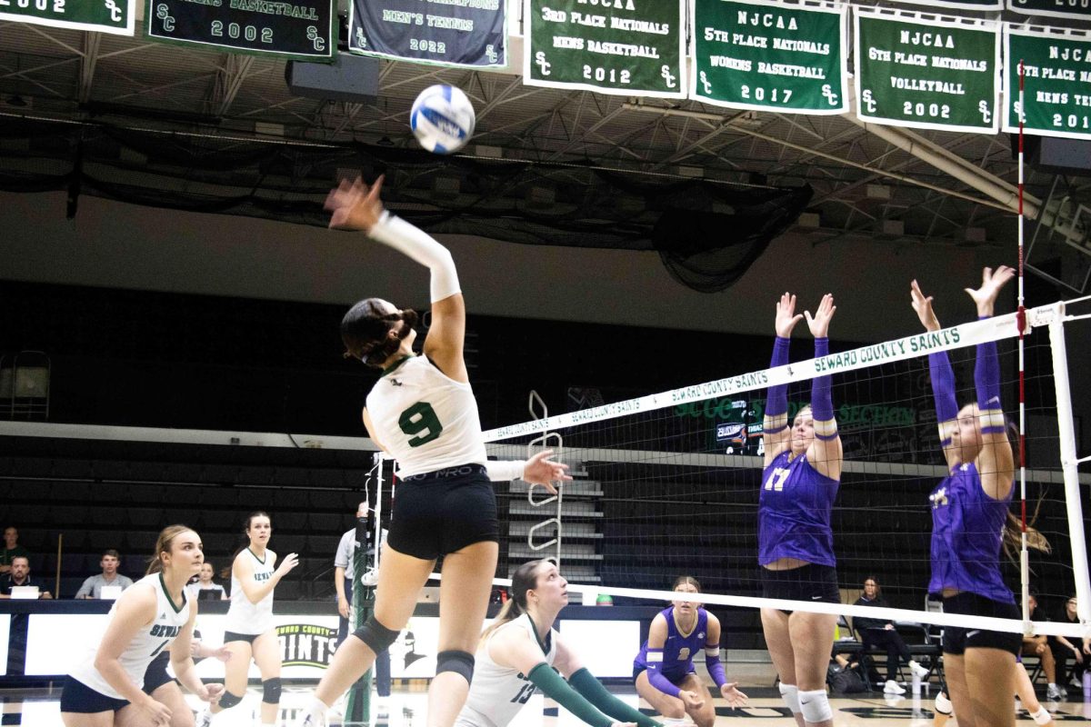 Outside hitter Mariana Silva sends a powerful attack hit in the opponent's side. During the game, Silva scored 14 kills out of her 33 total attacks. 